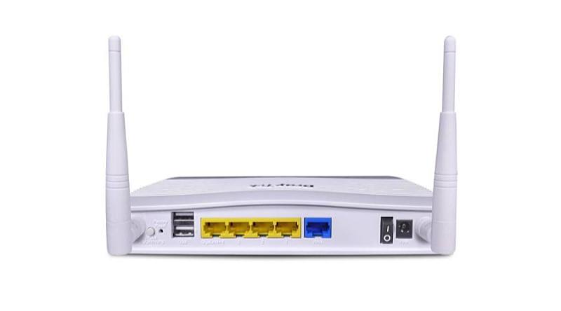 Draytek - Router - Wireless s Tobbbi Wireless eszkzk - Draytek Vigor 2133 4p Gbe 3G/4G 2XUSB wlan router